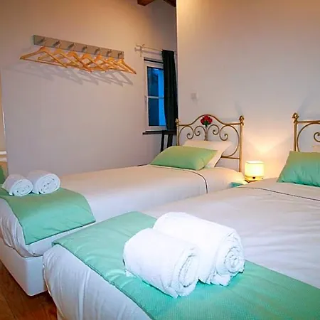 Casa Dos Batalim Bed & Breakfast *